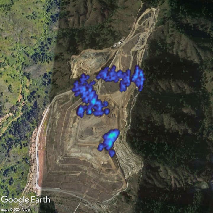 Image of methane plumes over California landfill